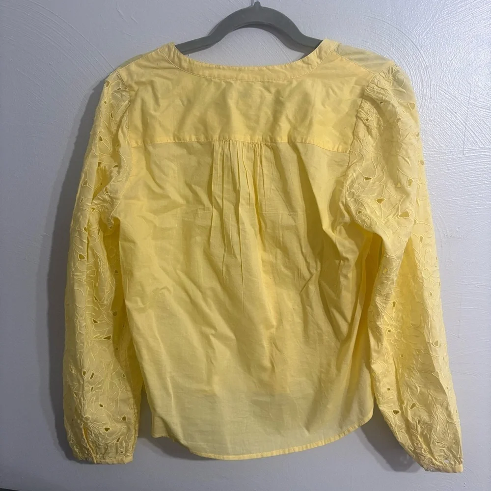 J.Crew Yellow Embroidered Eyelet Sleeve Button Shirt Blouse Size Medium Cotton